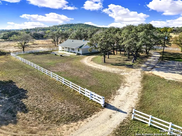 16103 State Highway 16 N Medina, TX 78055